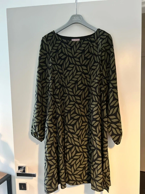Groen-zwarte jurk